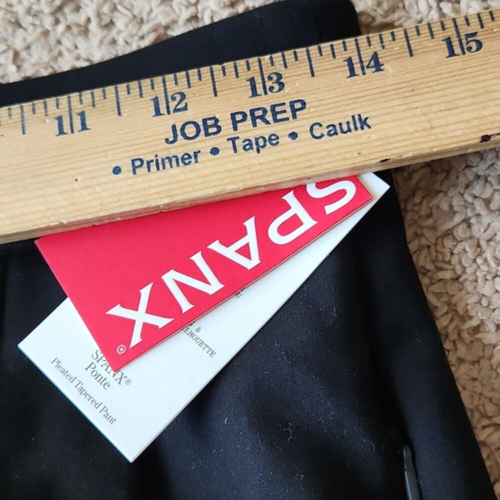 NWT SPANX Ponte Pleated Tapered Ankle Pant, Classic Black, Size S Petite, 22130Q - Picture 9 of 11